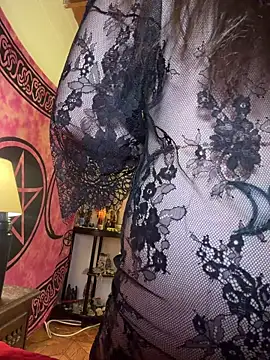 Lilith_Desire webcam