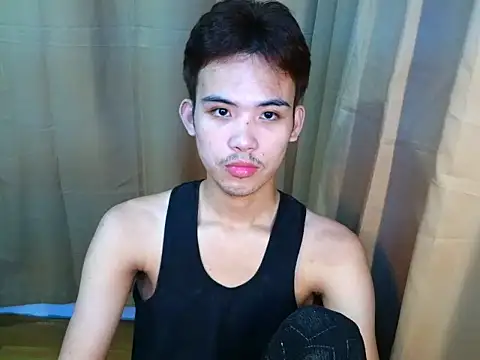 UrasianCummer02 webcam