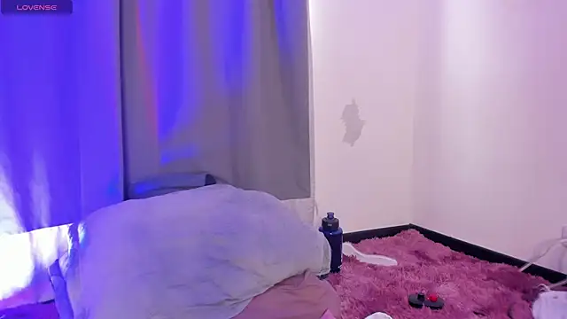 rouse_lili - Rouse_lili's free webcam - UK Sex Cams