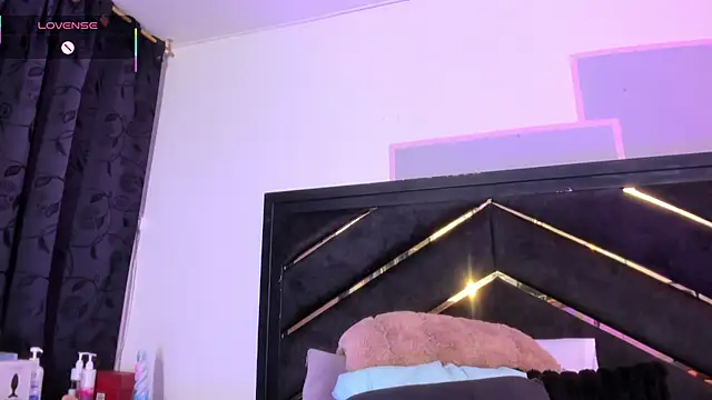 april_jones05 webcam