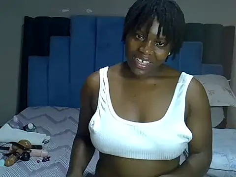 melanin_moon webcam