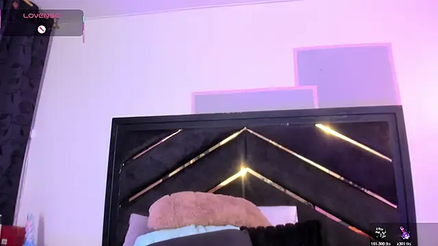 april_jones05 webcam