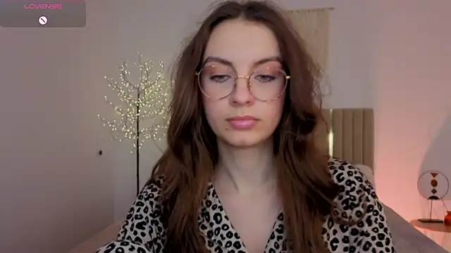 Real_cutie1 webcam