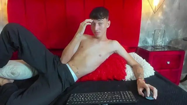 MichaelVasquex webcam