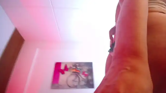 milfsecret69 webcam