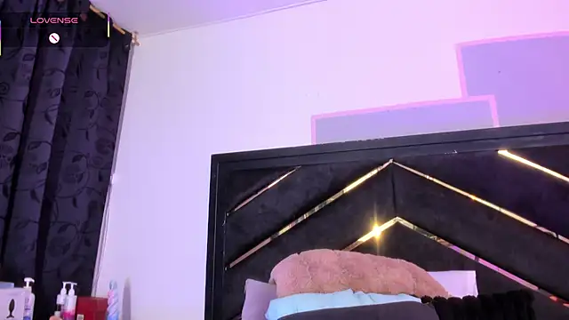 april_jones05 webcam