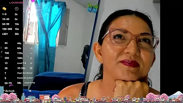 Serenity_Lux webcam
