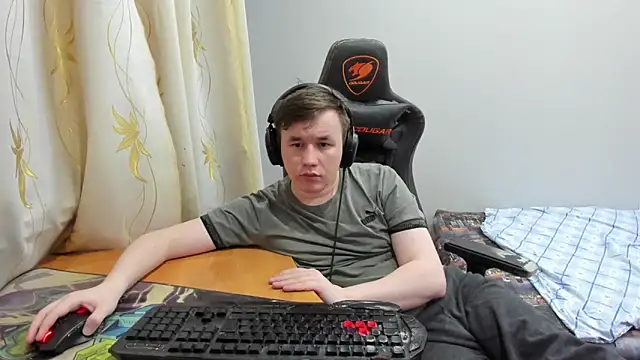 iliaskrislove webcam