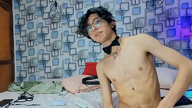 Twink_Sebas7 webcam