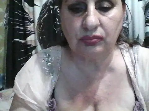 LoaqLovew webcam
