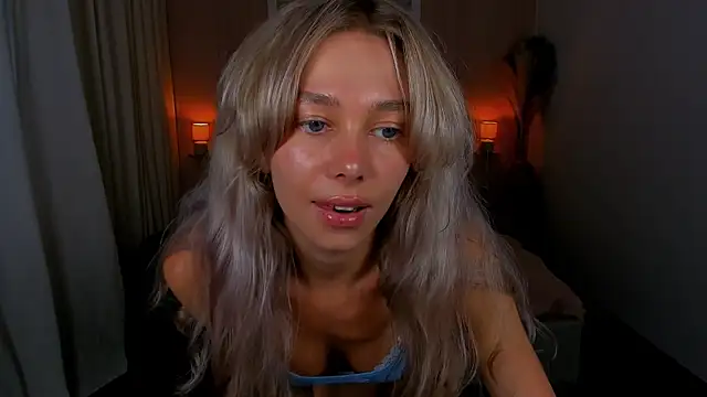 LuluAlis webcam