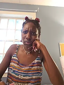 oliviaprettypussy webcam