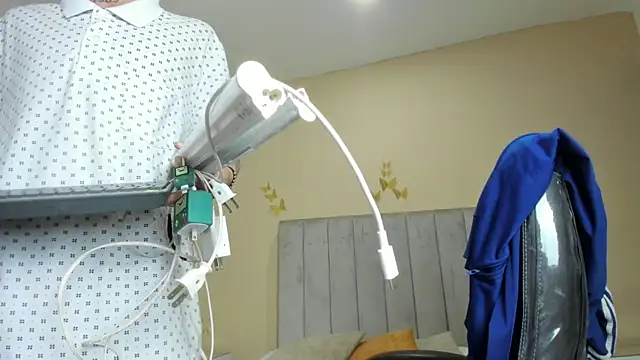 Nascary_Fox webcam