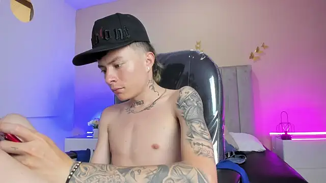 Nascary_Fox webcam