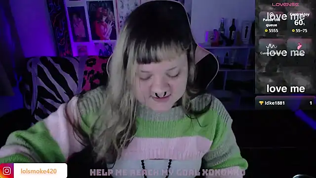 Bdsm_and_fries webcam