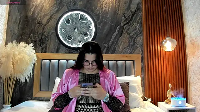 BellaPeers_ webcam