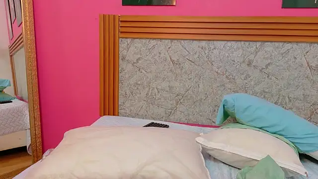 NaughtyyMommyyy