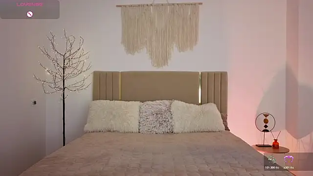real_cutie1 - Real_cutie1's free webcam - UK Sex Cams