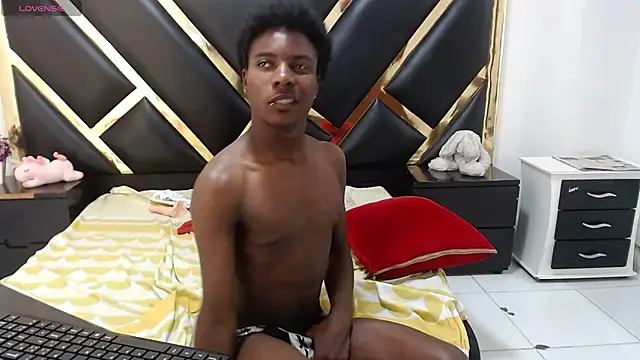 NoahJhonson69 webcam