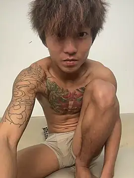 luo-77 (M twink) - 撸硬3分钟