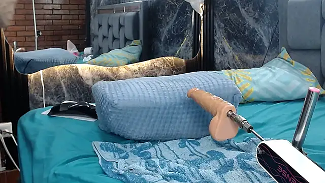 Couple_Gold69 webcam
