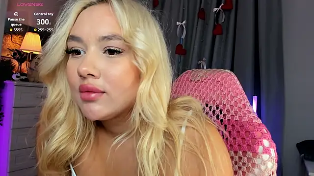 _Loneve__ webcam