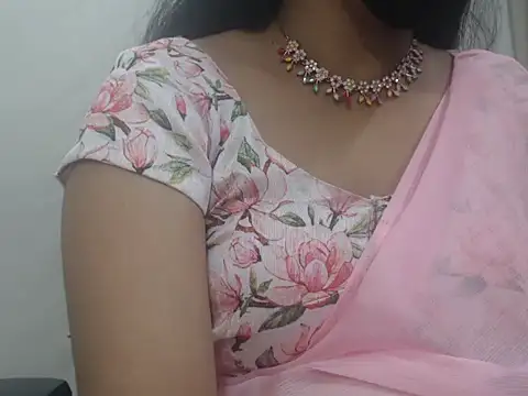 Lovely_Siri_23 webcam