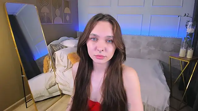 ChloeSunny webcam