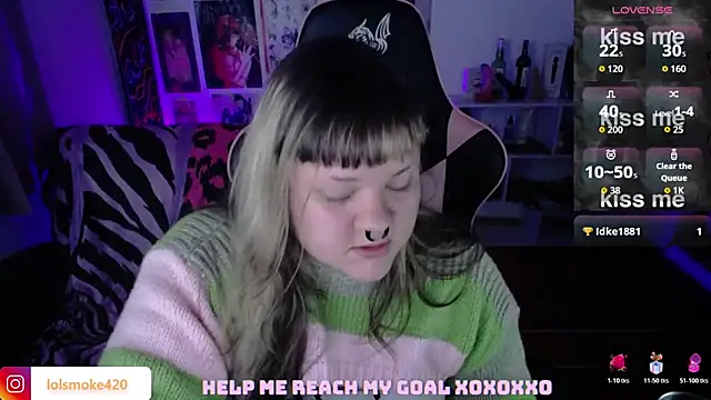 Bdsm_and_fries webcam