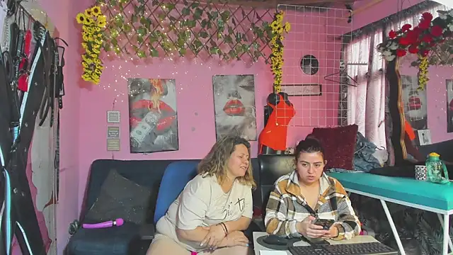 lesbiancuple webcam