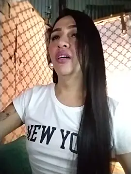 Yourbabyshane webcam