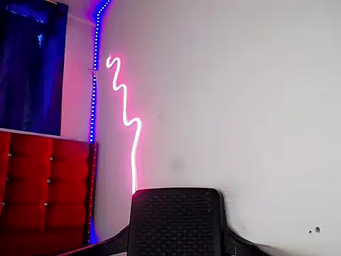 DahliaGill webcam