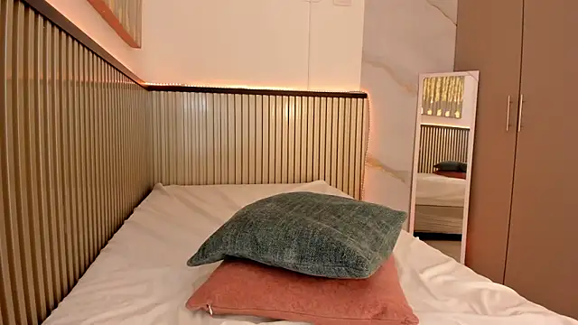 _aria_carterr_ webcam