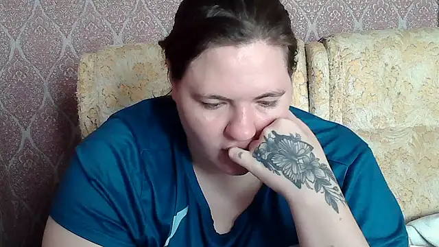ElviraOreilllyX webcam