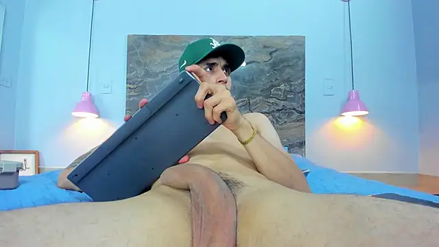 James-06 webcam