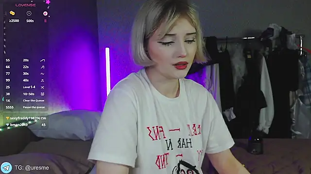 Esme_Velvet webcam