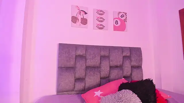 VALE_BUNNY07 webcam