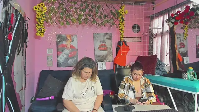 lesbiancuple webcam