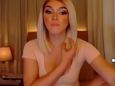 mistressseductionleah webcam