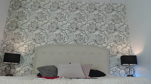 Venusandrea29 webcam