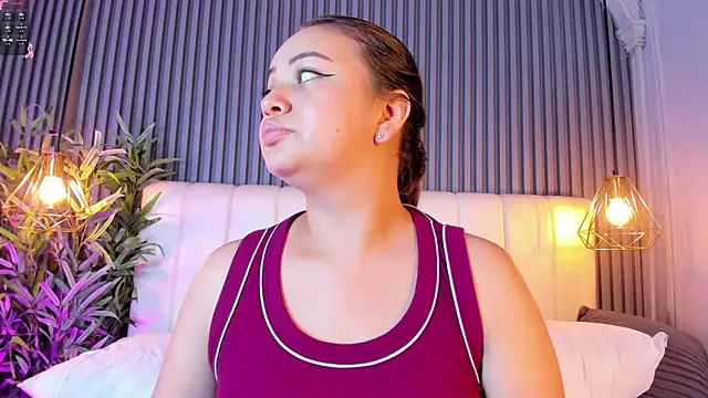 AnaisClark webcam