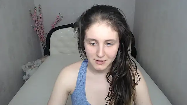 Holliy_Cooper webcam