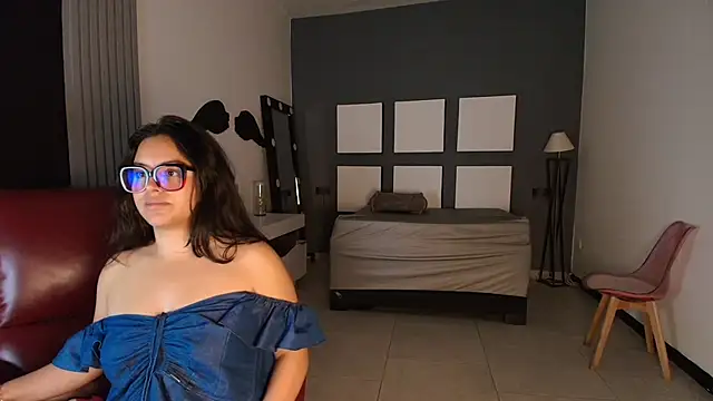 Crystal_Moom webcam