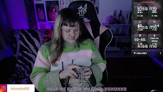 Bdsm_and_fries webcam