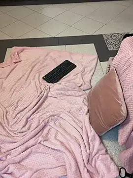 Lolagolden1 webcam