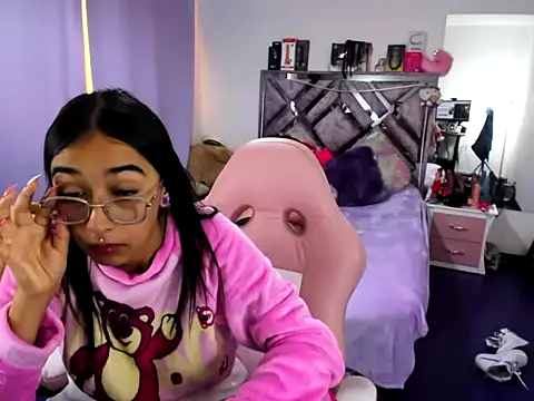 naomi_johnson webcam