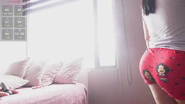 Alexxandra_12 webcam