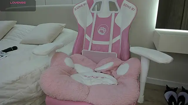 JenniferQueen11 webcam