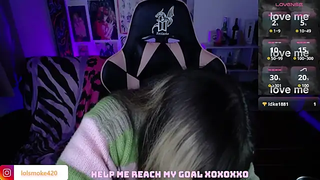 Bdsm_and_fries webcam