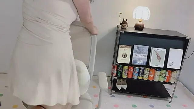 Onechestnut webcam
